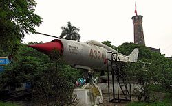 MiG-21 PF số hiệu 4324 tại Bảo tàng lịch sử quân sự Việt Nam.