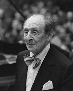 Vladimir Horowitz 1986.jpg