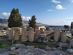 Vestiges du temple sur l'Acropole.