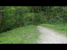 Файл: Dirt jump biking.webm