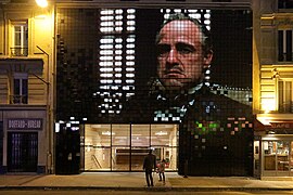 Façade du cinéma Pathé Les Fauvettes après rénovation.