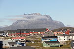 April 2014: Die grönländische Hauptstadt Nuuk mit ihrem Hausberg Sermitsiaq