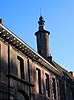 L'ancien Mont-de-Piété de Tournai ainsi que sa tourelle (actuellement Musée archéologique),rue des Carmes n°8 à Tournai