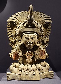Zapotecka urna ceramiczna w kształcie brodatego mężczyzny