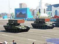 ТОС-1А «Солнцепёк» на военном параде в Астане 7 мая 2015 года (2) .JPG