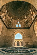 Interior de la cúpula de la fuente (fauwara o nafura) de la mezquita de Ibn Tulun