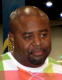 Chi McBride interprète Rod.