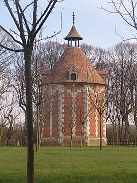 Colombier à le troncq.JPG