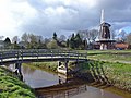 De Beek bij Gieterveen met molen de Eendracht