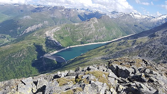 Blick hinunter zum Lago di Lei