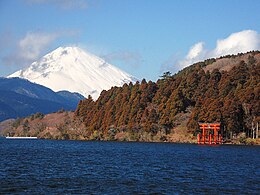 Jezioro Ashi i góra Fudżi
