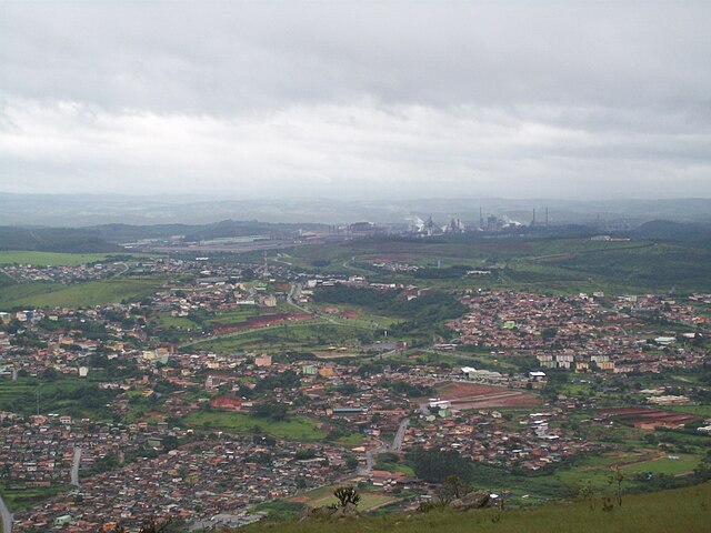 Vista da cidade a partir da Serra do Ouro Branco