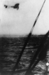 Луї Блеріо летить над Ла-Маншем 25 липня 1909