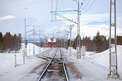 Rautasin ratapiha ja asemarakennus