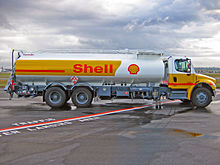 A Shell JET A refueller truck on the ramp at Vancouver International Airport, 2005 Shell Refueller.JPG