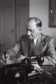 Josef Sapir v roce 1946.