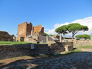 Templo da Tríada Capitolina: Xúpiter, Xuno e Minerva