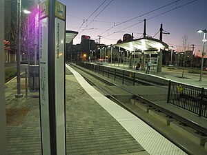 Dart baylor medical center station facing west 2010-02-18.jpg