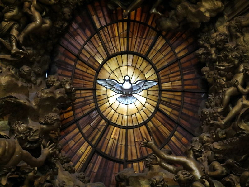 File:Dove window St Peters Basilica (8504106313).jpg