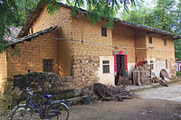 Een oud huis in Hakkastijl in Longchuan