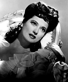 Merle Oberon-publicity.JPG