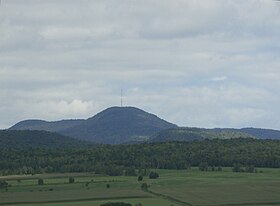 Vue de la montagne à Simoneau près de Ham-Nord.