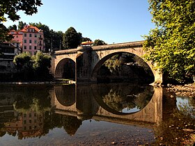 Le pont São Gonçalo, voulu par saint Gonzalve, et lieu historique d'une bataille napoléonienne.