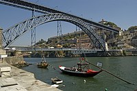 200px-Ponte_Dom_Luis_I.jpg