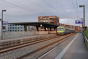 Double-track railway line with side platform