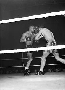 Boxing - Dennis Powell v Mel Brown (USA).jpg