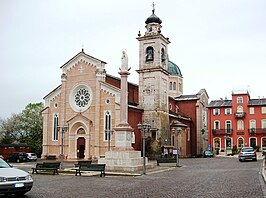 Kerk in het centrum van Bosco Chiesanuova