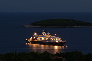 Cruise ship at Hvar.
