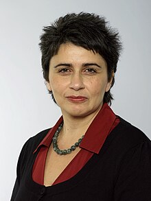 Esabelle Dingizian porträtt (2008).jpg