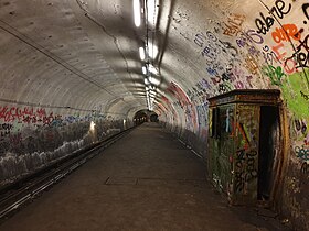 Vue d'ensemble sur la station fantôme.