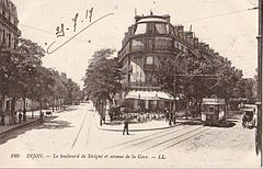 DIJON - Le Boulevard de Sévigné et l'avenue de la Gare