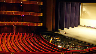 New York State Theater ved Lincoln Center for the Performing Arts, tidlegare heimescena til New York City Opera