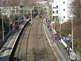 Blick auf die Bahnsteige