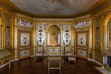 Louis XVI style – the Boudoir of Marie-Antoinette, Palace of Fontainebleau, Fontainebleau, France, decorated with arabesques in the Pompeiian Style, by the Rousseau brothers, 1785