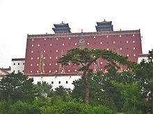Putuo Zongcheng Temple, Chengde, Qianlong reign; built on the model of Potala Palace, Lhasa Budala5.jpg