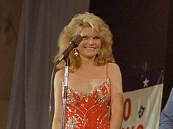 Кэти Ли Кросби в 1984 году.