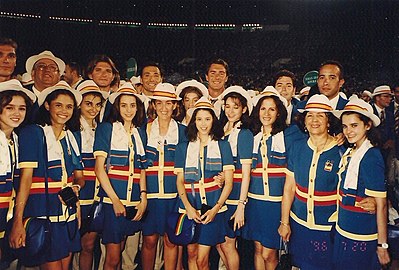 La selecció en la desfilada inaugural d'Atlanta 1996