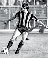 Black-and-white photo of Gaetano Scirea with Atalanta in 1972–73