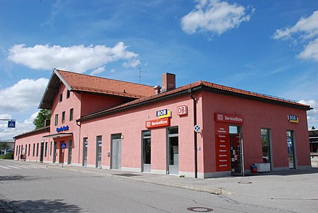 Bahnhofsgebäude (2011)