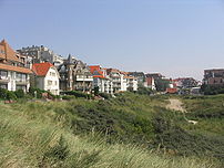 Dunes and mansions in Knokke-Heist