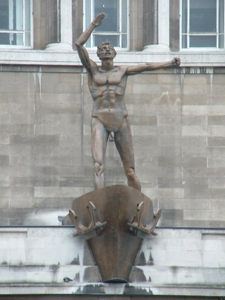 File:Lewis Statue - geograph.org.uk - 102642.jpg