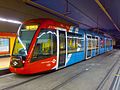 Stadtbahnzug an der unterirdischen Endstation Pinar de Charmartín der Linie ML-1