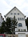 Mehrfamilienhaus (einschließlich Gittertor) Sachgesamtheit