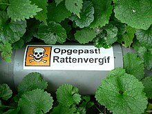 Opgepast Rattenvergif buis PVC.JPG