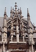Les lucarnes du palais de justice de Rouen (début XVIe siècle).