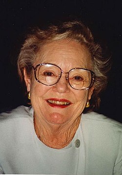 Patricia Hitchcock vuonna 1996.